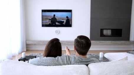 最适合Apple TV!第一款真正的智能音响