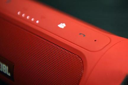 听,随心 JBL Charge 2+防水蓝牙音箱评测